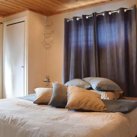 Appartamento Four Bedroom In *